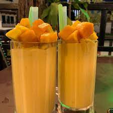 00:41 baru_selesai mandi langsung di paksa. Classic Cafe Mangga Susu