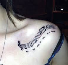 ▷1001+ idées de tatouage de fleur et quelle est sa signification. Tendance Tattoo 160 Tatouages Rockin Music Qui Vous Feront Chanter Photos Tattoolist Source Et Guide N 1 De Tatouages Et Piercings Tendance