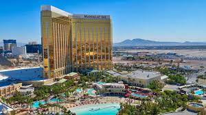 Las Vegas Hoteliers Add Rooms Amid Signs Of Visitor Uptick
