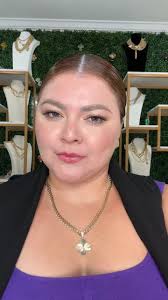 Buenas noches bienvenidas Oro...