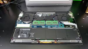 Weighs 630 grams less (around 1.39 lbs). Dell Xps 9570 Under The Hood Youtube