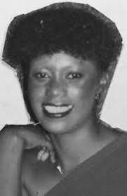 Sandra Dunson's Instagram, Twitter & Facebook