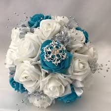 Make sure the blooms are at the same height in the bouquet, except for. Large Artificial Bridesmaid Bouquet Posy Brooches