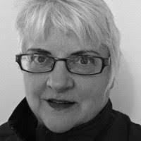 70+ perfiles de «Julia Akers»