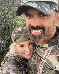 Jesse Mcdade's Instagram, Twitter & Facebook