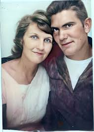 Can someone colorize old family photo?