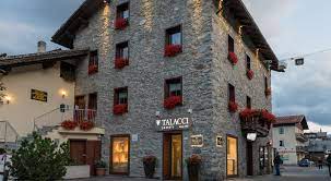 Struttura pulitissima e dotata di tutto il necessario. Appartamenti Per Vacanze A Livigno In Centro Livigno Appartamenti Talacci