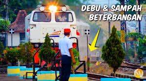 Terbit tiap update sen, rab. Kasihan Simbah Cerita Kereta Episode 11 Trainz Simulator Indonesia Youtube