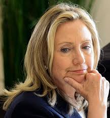 Hillary Clinton is greeted by more than a thousand patrons at Arkansas's  newest children's library