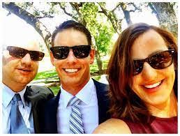 Brandon Loring's Instagram, Twitter & Facebook