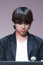 With tenor, maker of gif keyboard, add popular bts v animated gifs to your conversations. Winter Strawverry á´— On Twitter Bts Taehyung Kim Taehyung Taehyung