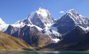 Nevado Yerupajá (6 617 M