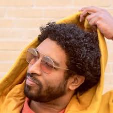 Dean Bowen dicht door Rotterdam in 17 gedichten (Audio)