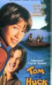 Tom und Huck [VHS] : Thomas, Jonathan Taylor, Renfro, Brad, Schweig, Eric,  Rocket, Charles, Wright, Amy, Hewitt, Peter, Thomas, Jonathan Taylor,  Renfro, Brad: Amazon.de: Electronics & Photo