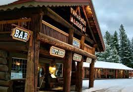 El historic tamarack lodge and cabins cuenta con tienda de regalos, bar, zona de barbacoa, pabellón cubierto, fogatas y juegos al aire libre. Historic Tamarack Lodge And Cabins Hungry Horse Updated 2021 Prices