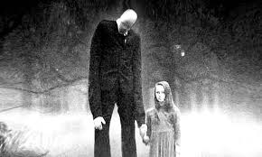 See more ideas about male feet, barefoot men, mens flip flops. The Further A Couple Allegedly Spotted A Tall Slenderman Like Being In Chicago Bloody Disgusting