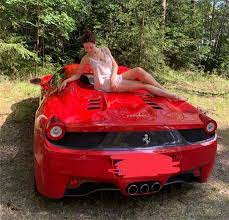 Everything you need to know about our cars, teams and drivers. Janecek Polozil Lilii Na Ferrari Konecne Si Nasel Divku Ktera Umi Pocitat Expres Cz