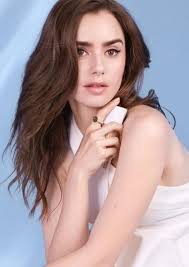Fan Casting Lily Collins as Avery Grambs in The Hawthorne Legacy