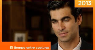 Flechazo Entre Sira Y Ramiro En El Tiempo Entre Costuras De Antena 3 Youtube Tiempo Entre Costuras Costura Tiempos