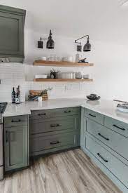 Pin By Mary Regan On Polki Na Kuhne Kitchen Design Kitchen Cabinets Decor Green Kitchen Cabinets