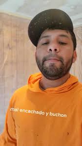 chuy velazquez (@chuuyvelazquez27)