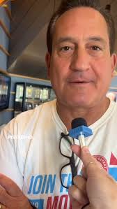 Mayor Gusciora surprised our Sewage Dept. workers with ice cream during the  extreme heat advisory! 🍦☀️