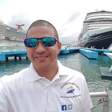 Cruceros Puerto Rico menambahkan...