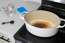How To Clean Burnt On Stains Off Enameled Cookware Ceramic Dutch Oven Enamel Dutch Oven Glass Baking Dish