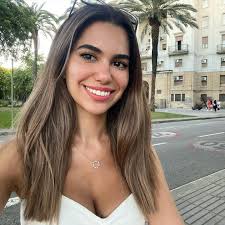 Hello everyone! I am a non eu resident but living in Malaga. I really want  to work but I have a lot of visa issue and decide to ask for help here