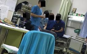 Spiridon iasi este structurata pe trei segmente: O PacientÄ AcuzÄ Medicii De La UrgenÅ£e CÄ Pierdeau Vremea Pe Internet In Timp Ce Bolnavii Asteptau La UsÄ Doctorii AmeninÅ£Ä CÄ O Dau In JudecatÄ