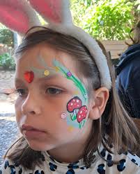 Face Painting fun at Homeleigh Farm #facepaint #facepaintingkidsdesigns  #facepaintingkids #facepaintinglife #bodypaint #bodypainting #facepainting