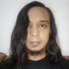 What is the preferred method for viewing stereograms, cross-eyed or  parallel?