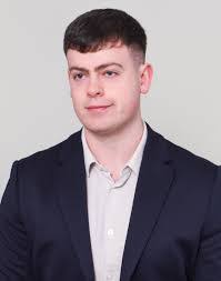 Kevin Gresham's Instagram, Twitter & Facebook