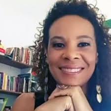 Danielle Almeida Diaspórica