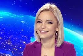 „nu aș renunța la smartphone, conectat mereu la internet. Povestea EmoÈ›ionantÄƒ Pe Care A TrÄƒit O Lavinia Petrea La Cea De A Doua SarcinÄƒ Ce A PÄƒÈ›it Frumoasa Prezentatoare Stirileprotv Ro