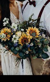 This is an early winter bouquet with snowberries, antique cabbage roses and the first dutch tulips of the season. Silk Wedding Bouquetsunflower Brides Bouquet Wedding Etsy Sunflower Wedding Bouquet Sunflower Wedding Silk Wedding Bouquets