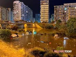Le notizie da palermo | twuko. Bomba D Acqua Su Palermo Il Giallo Dei Dispersi Pioggia Piu Violenta Della Storia Ma Nessuna Allerta Meteo