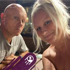 Hands up who likes my deep fried by me Cod and Chips with homemade Tartare  sauce and tinned Mushy Peas ? Well I do lots! And of course my own Batter. 