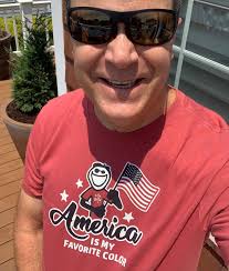 Hey Friends! I'm celebrating July 4th WEEK. Please show kindness wherever  and however you can. We can all use it. Have a great Tuesday! #july4thweek  #americaismyfavoritecolor #landthatwelove #happydance @lifeisgoodco  #spreadsomekindness