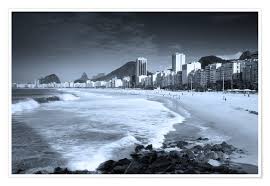 Strand copacabana liegt auf der halbinsel lapad, genauer auf seiner nordseite, unterhalb der ferienanlage babin kuk, nahe der antiken stadt dubrovnik. Alex Saberi Leme Und Copacabana Strand In Rio De Janeiro Brasilien Poster Online Bestellen Posterlounge De