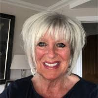 Sandra Mcleish's Instagram, Twitter & Facebook