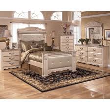 Signature design by ashley has something for everyone, whether you're looking to add a special decorative touch with an accent piece or searching for the right set for a new room. Ashley Furniture Signature Design Bedroom Set Bedroom Furniture Ideas
