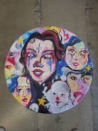 Looking for an artist to paint stools and stumps