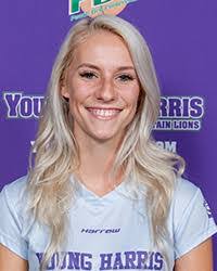 Mary Deatrick's Instagram, Twitter & Facebook