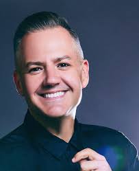 Ross Mathews's Instagram, Twitter & Facebook