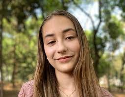 Erik Araiza's Instagram, Twitter & Facebook