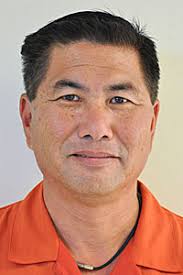 University of Hawaii Alumni Association Executive Director Alvin Katahara