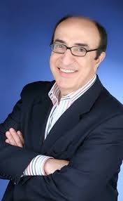 وأطلق مستخدمو تويتر وسم #إلياس_الرحباني للحديث عن الموسيقار الراحل والإشادة بما قدمه من أعمال موسيقية. Tqrjny Nf0kegm