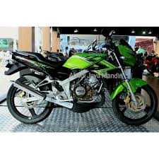 Dihitung dari rangka, body dan mesinnya motor kawasaki ninja r ini cukup ringan dengan berat 124. Stiker Striping Ninja R 150 Hijau 2014 2015 Original Asli Kawasaki Shopee Indonesia