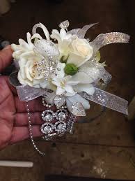 Pin By Jeremy Estes On Prom 2015 Prom Flowers Corsage Corsage Prom Prom Corsage And Boutonniere
